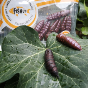 Obrázek 2 k Dipovaná umělá nástraha FishUp Pupa 3 cm, 10 ks, Coffe Milk
