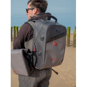 Obrázek 14 k Vodotěsný batoh FOX Rage Pro Series Waterproof Rucksack