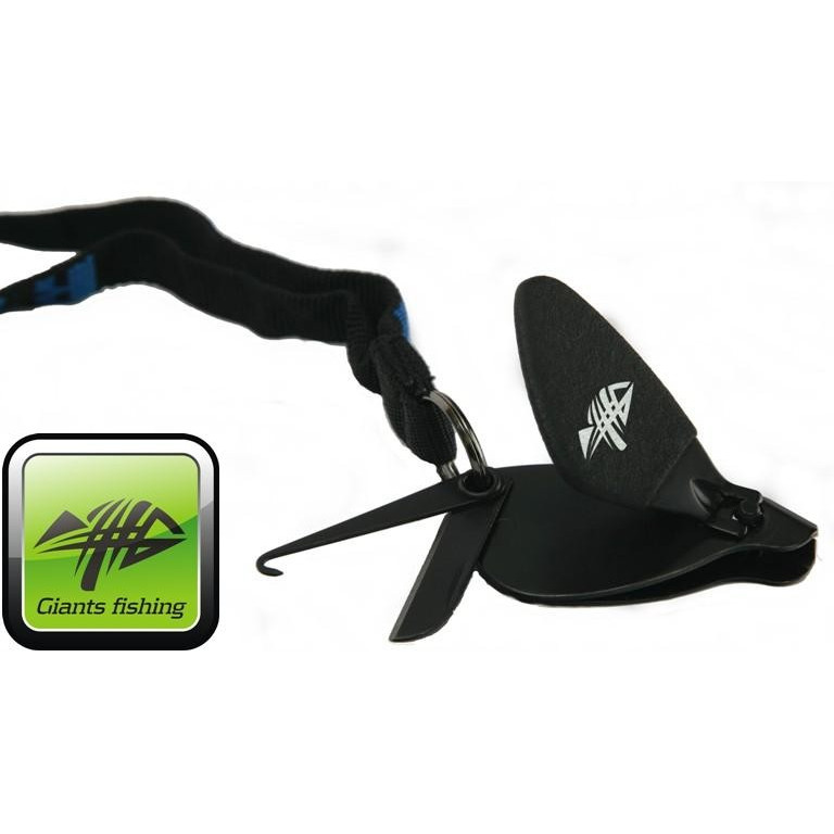 Cvakátko Giants Fishing Clipper Black s nožíkom